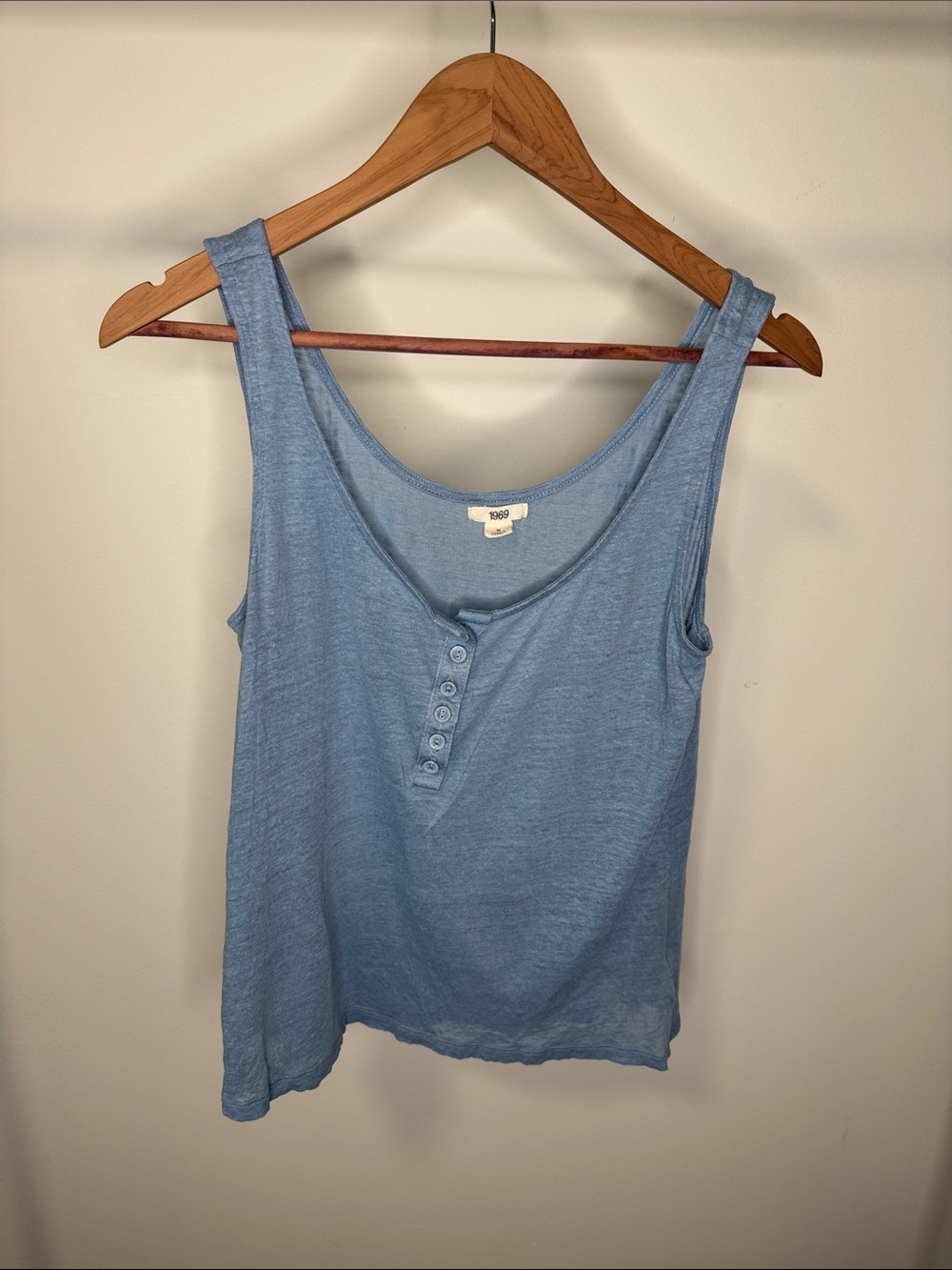 Casual Light Blue Henley Tank Top